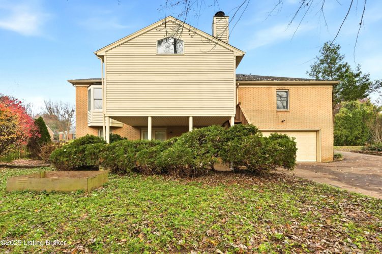 Listing Image 32