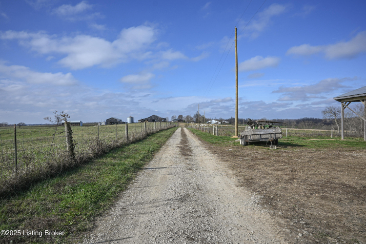 Listing Image 76