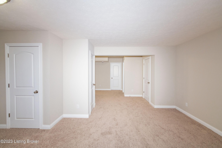 Listing Image 37