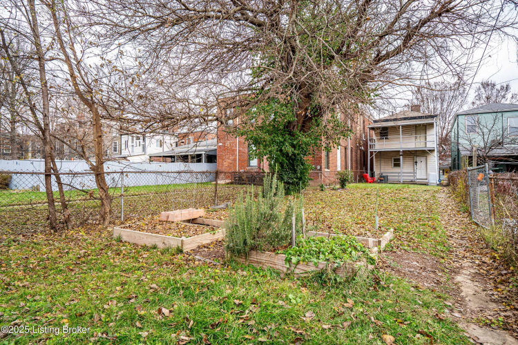 Listing Image 39