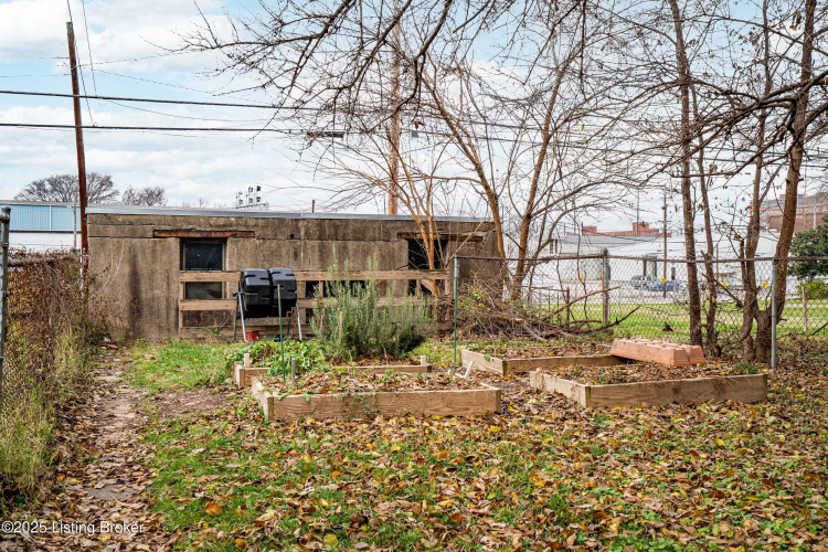 Listing Image 41
