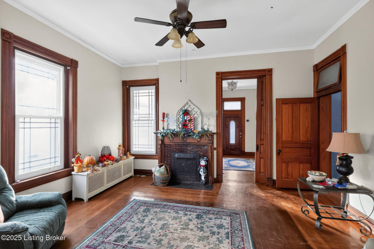 Listing Image 16