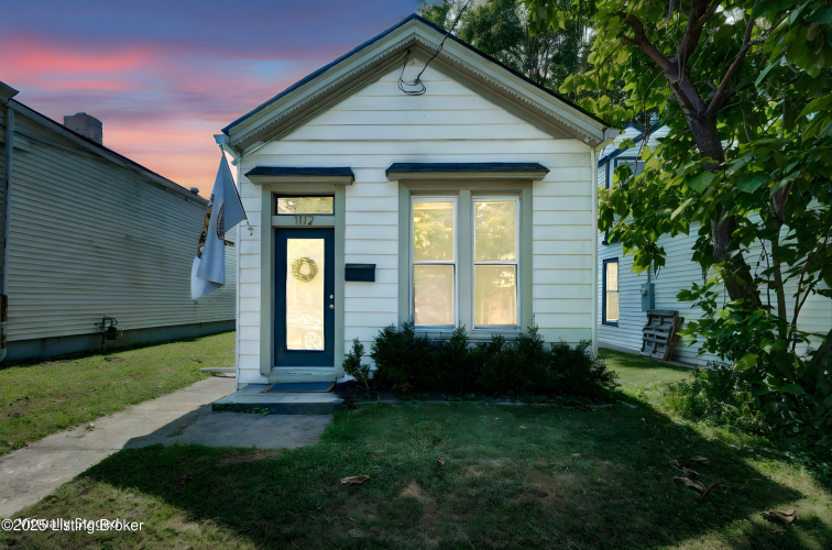 Listing Image 7