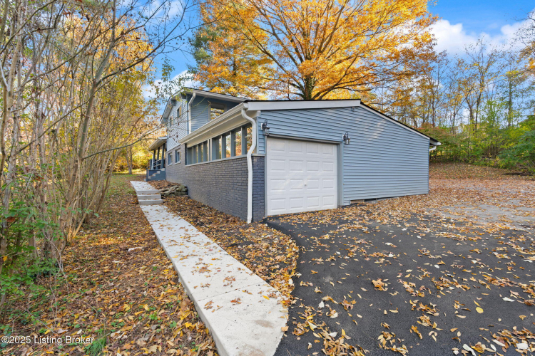 Listing Image 45