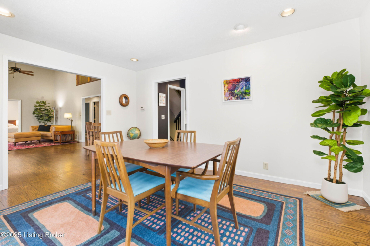 Listing Image 18