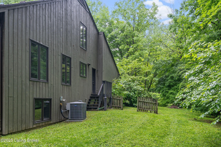 Listing Image 49