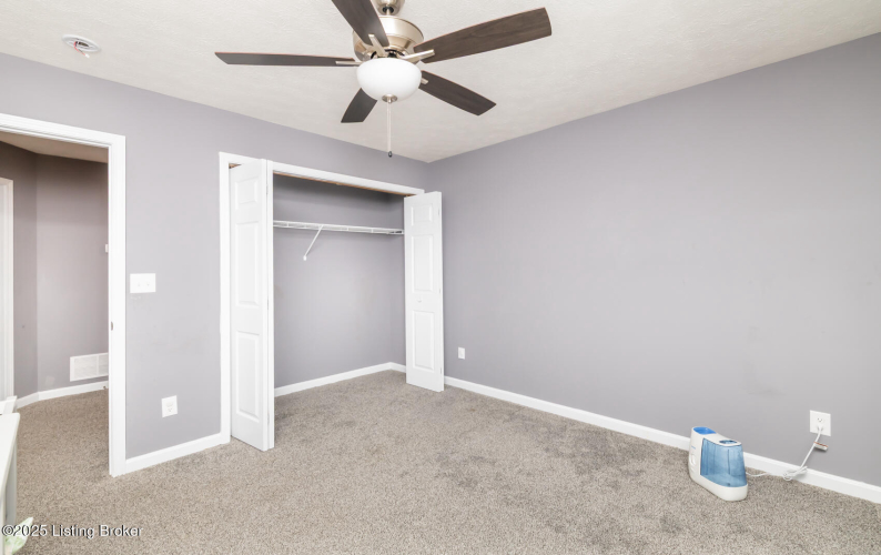 Listing Image 50