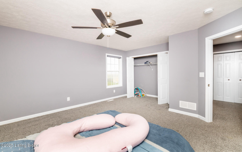 Listing Image 54