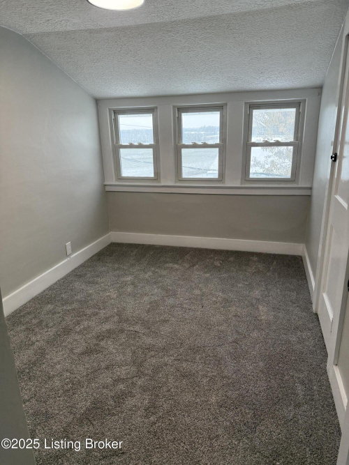 Listing Image 30