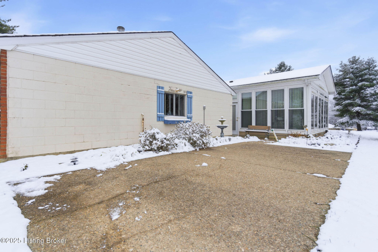 Listing Image 42