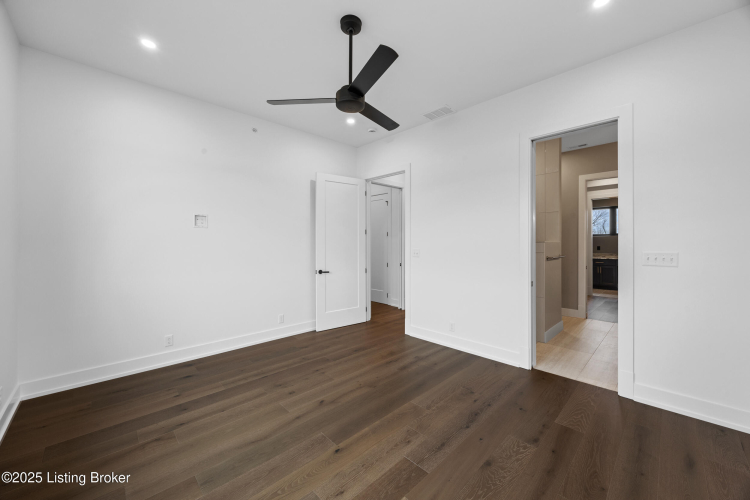Listing Image 51