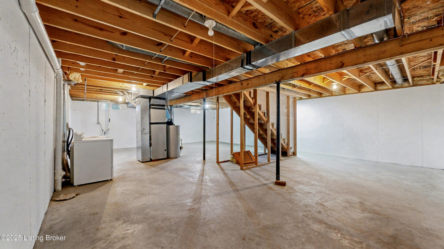 Listing Image 24
