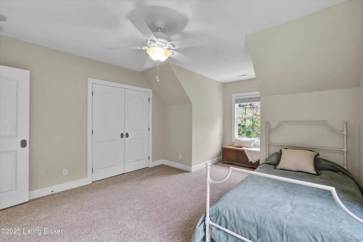 Listing Image 56