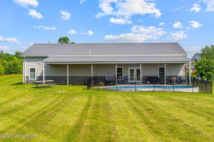Listing Image 64