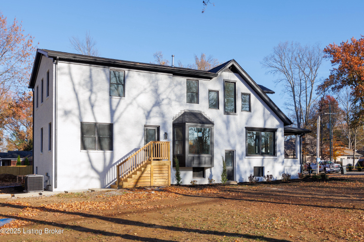Listing Image 40