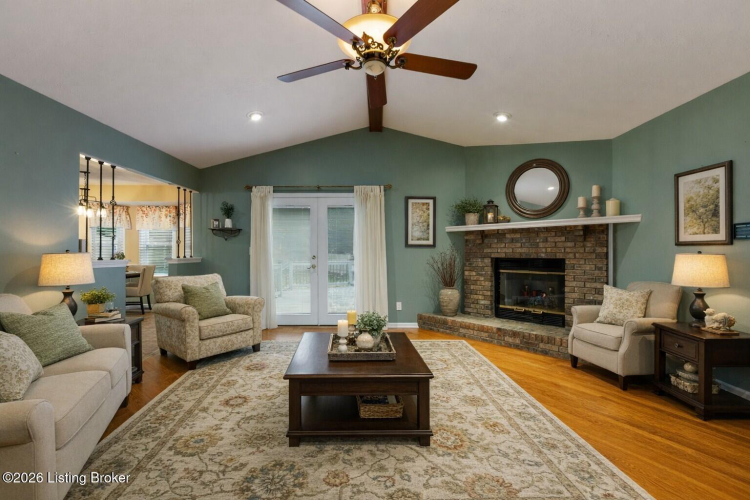 Listing Image 8