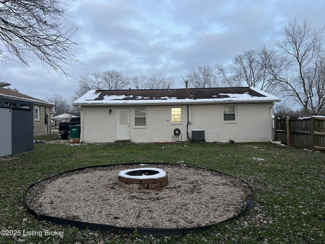Listing Image 36