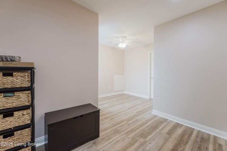 Listing Image 65