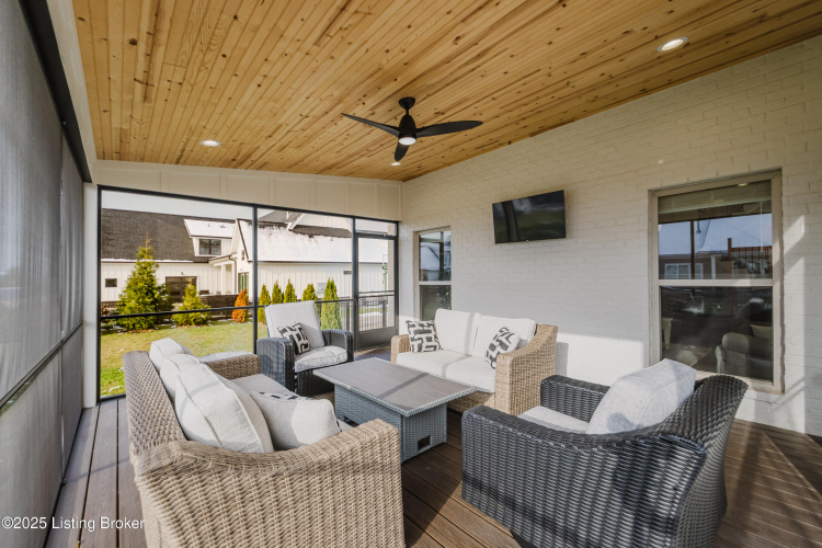 Listing Image 82