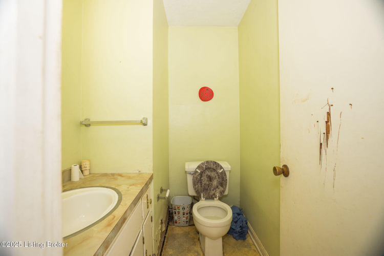 Listing Image 27