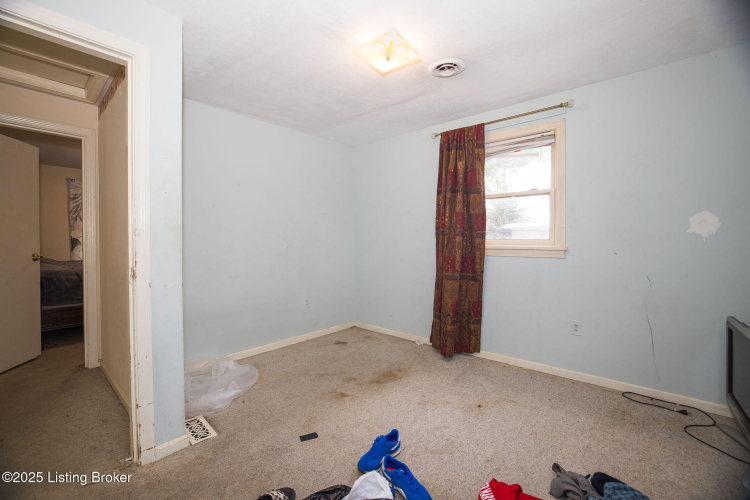 Listing Image 39