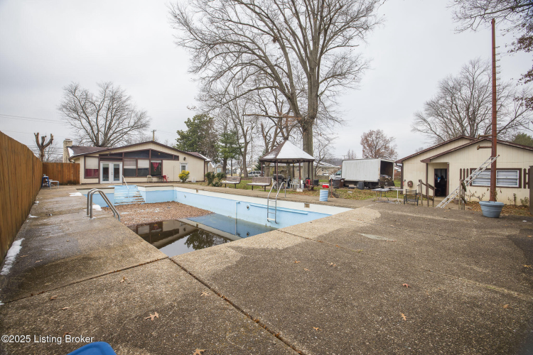 Listing Image 54