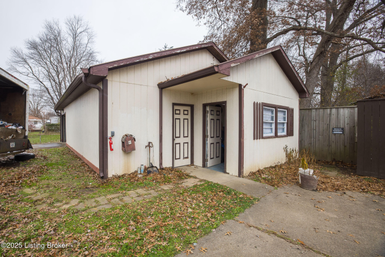 Listing Image 59