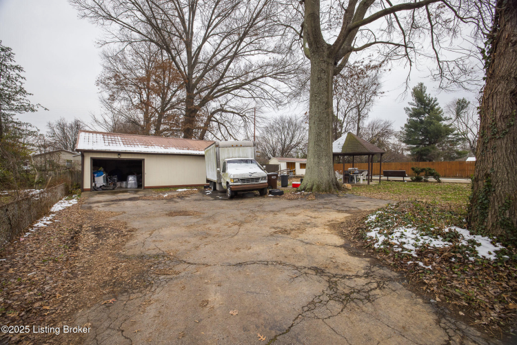 Listing Image 67