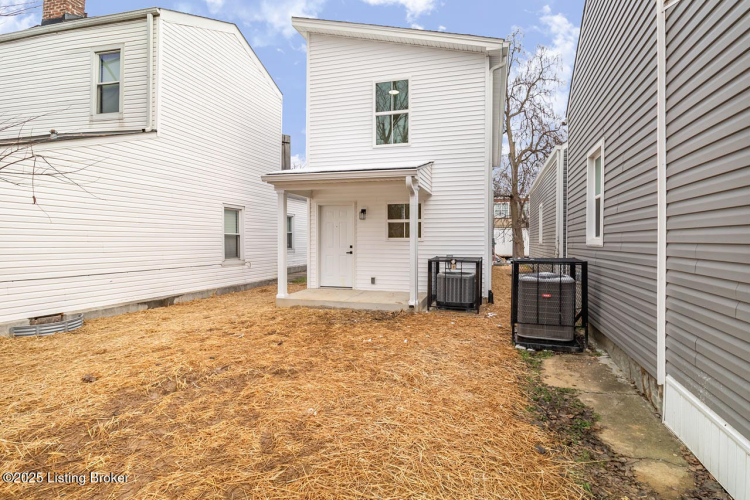 Listing Image 32