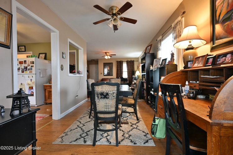 Listing Image 11