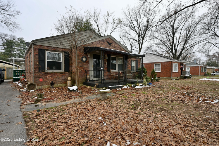 Listing Image 4