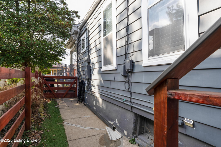 Listing Image 23