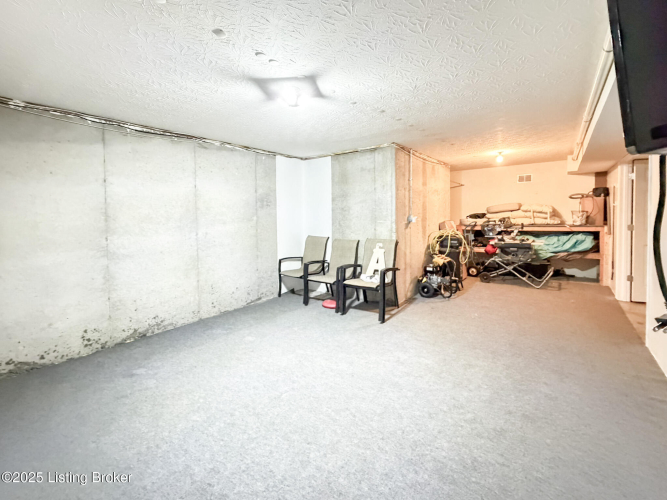 Listing Image 55