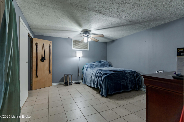Listing Image 55