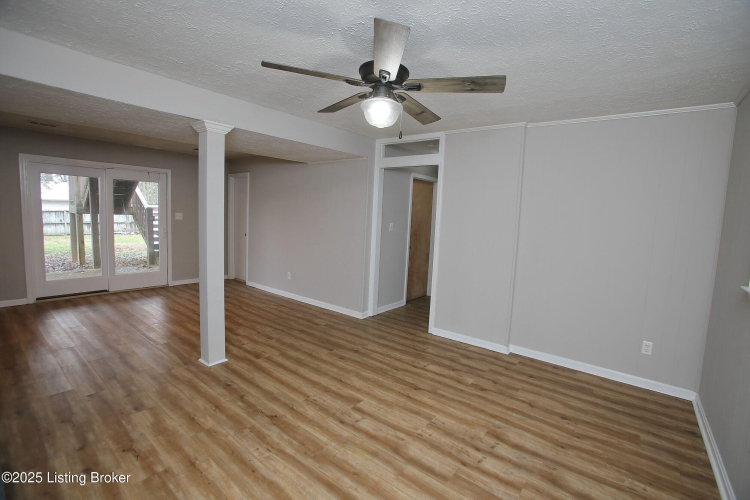Listing Image 34