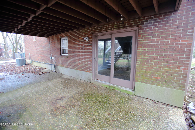Listing Image 42