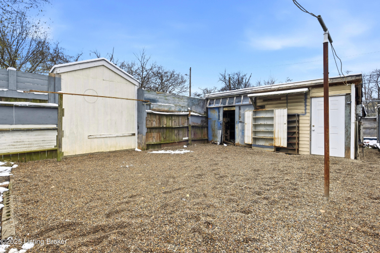 Listing Image 21