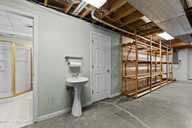 Listing Image 55
