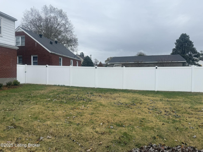 Listing Image 24