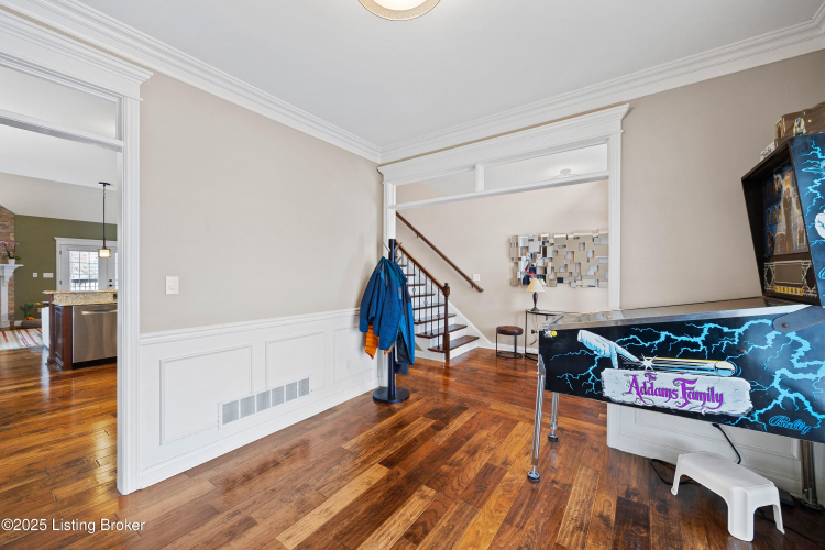 Listing Image 20
