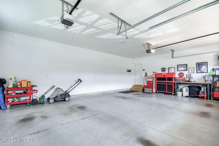 Listing Image 61