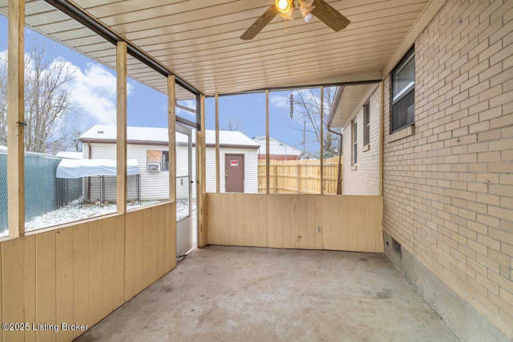 Listing Image 23