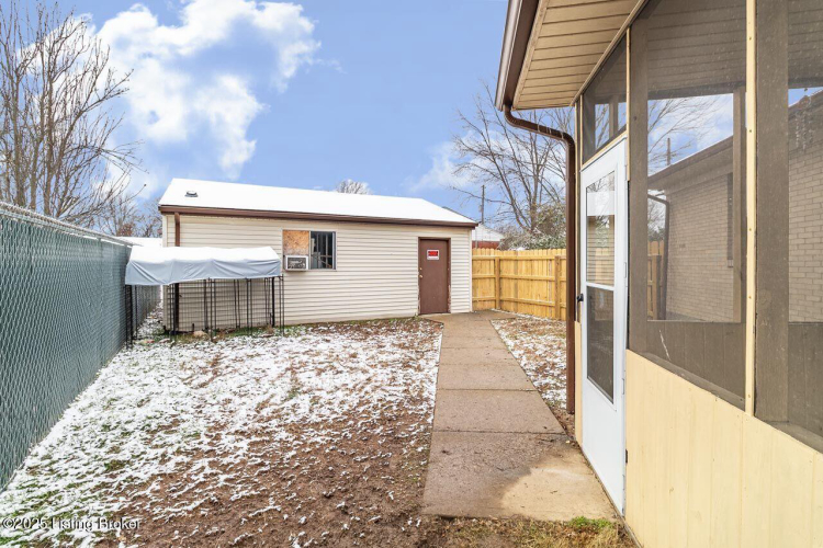 Listing Image 26