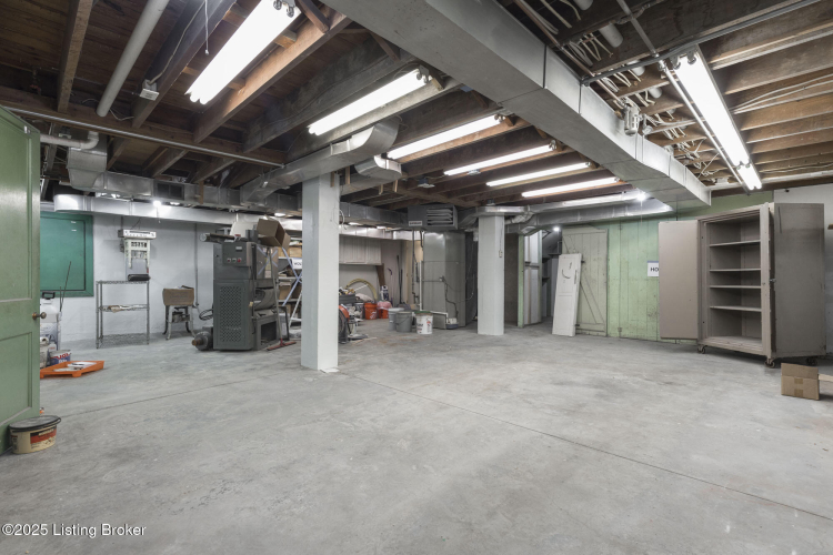 Listing Image 45