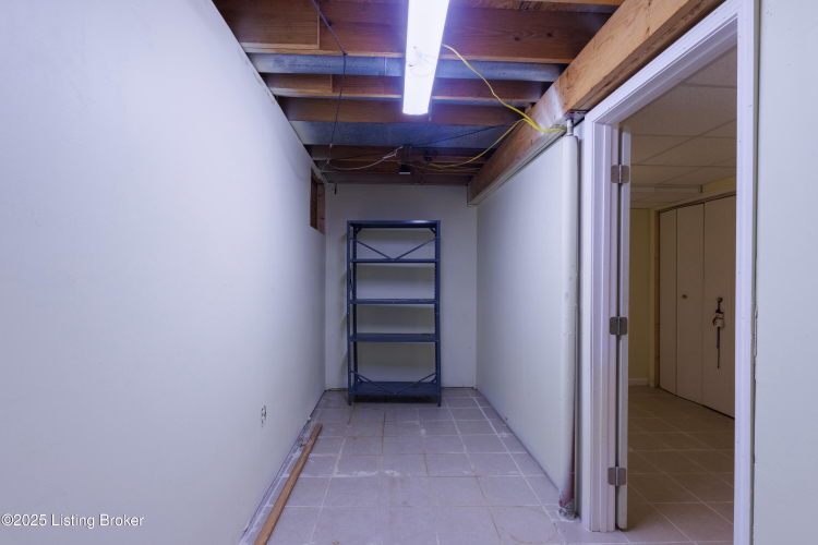 Listing Image 48
