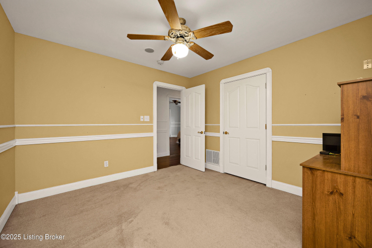 Listing Image 30