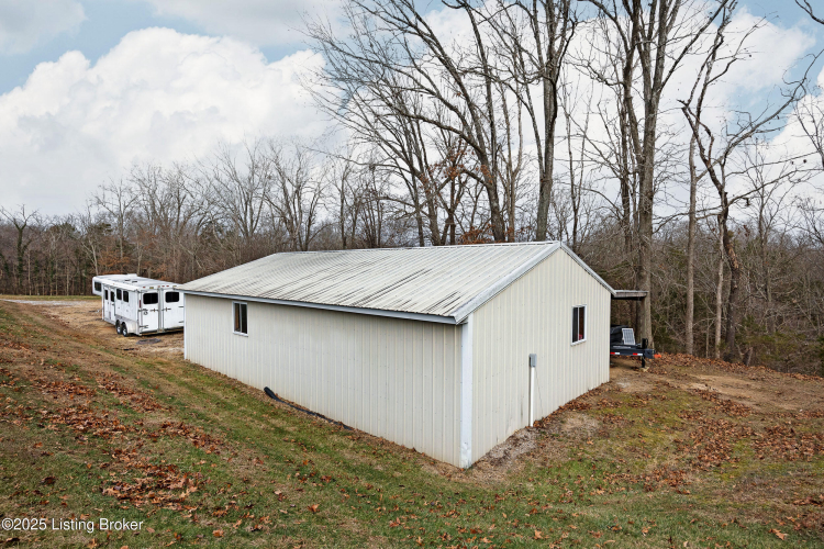 Listing Image 40