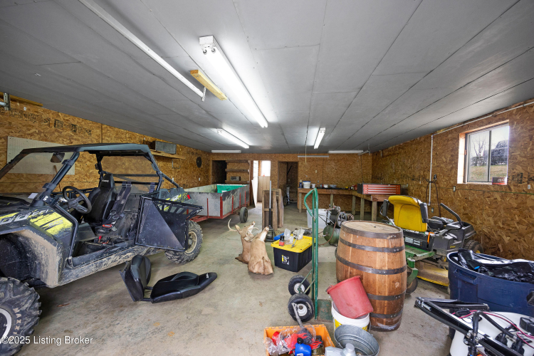 Listing Image 41