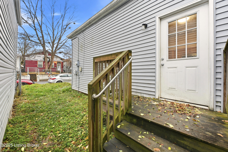 Listing Image 24