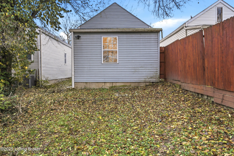Listing Image 26